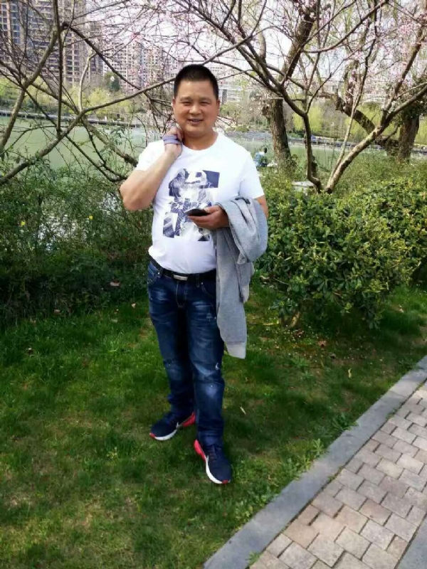 纯爷们的第一张照片--开化上门女婿服务网